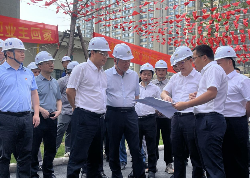 唐道明到公司恒大保交楼项目和西瓜山湿地公园项目调研