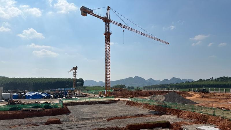 市政公司中泰崇左产业园新材料标准厂房一期项目桩基完工