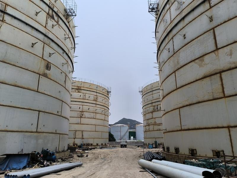 中南公司珠海南迳湾罐组扩建项目储罐主体安装完成
