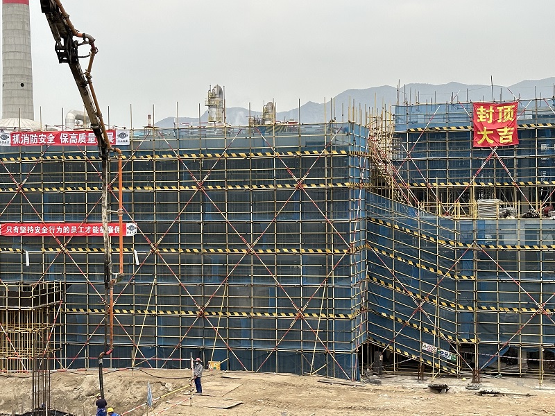 西部公司福建申远项目加氢水合单元主体封顶