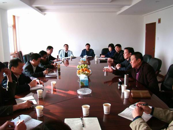 岳阳市总工会主席樊进军来公司进行调研