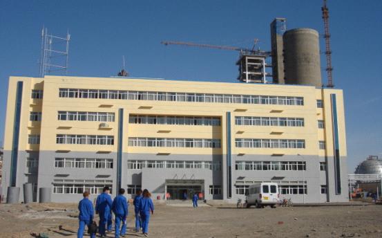 建筑工程分公司兖矿新疆项目顺利完成中间交接工作