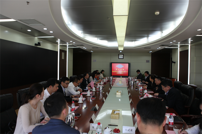 湖南省商务厅副厅长李心球拜访中国化学工程集团公司
