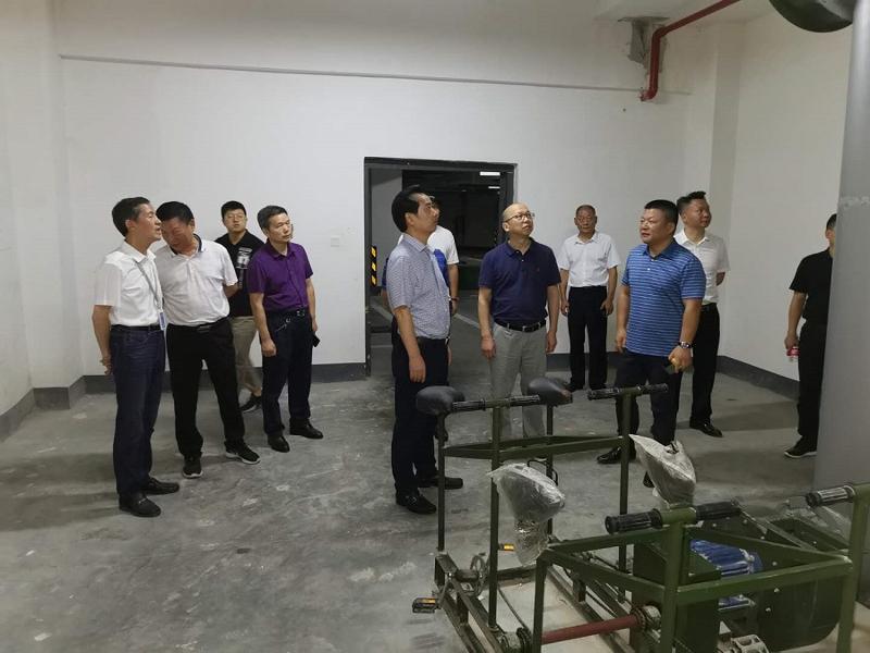 岳阳市人大常委会副主任万岳斌考察四化新城人防工程