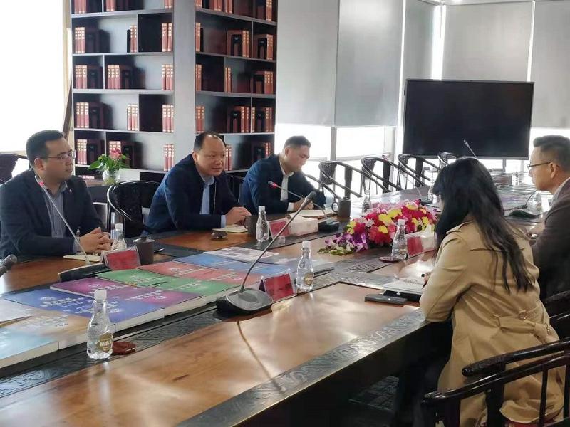 周鸿一行拜会正威国际集团工程管理中心总裁董毅