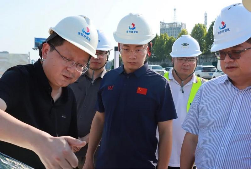 王东辉、周玉萍一行调研岳阳自贸片区EOD建设项目