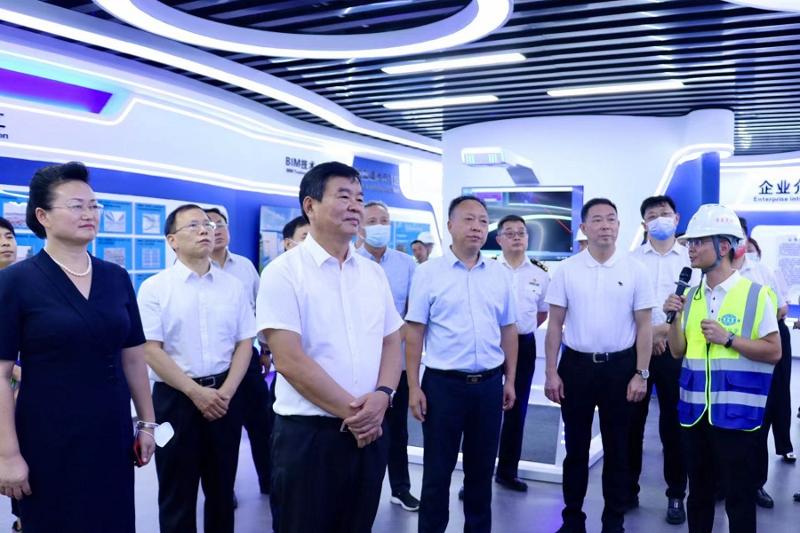 何报翔到岳阳自贸片区EOD建设项目调研指导工作