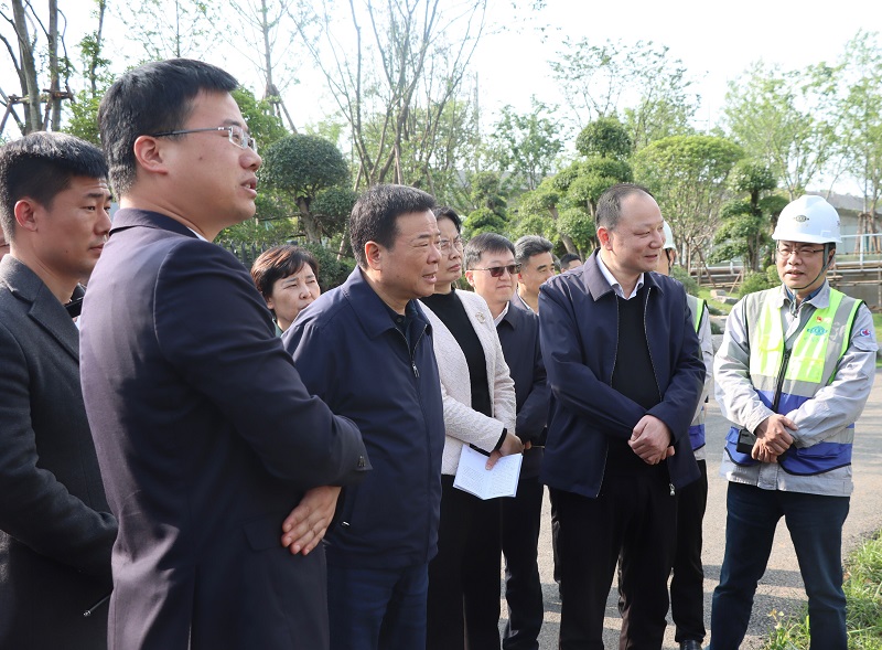 陈飞到岳阳污水治理项目调研生态环境保护工作