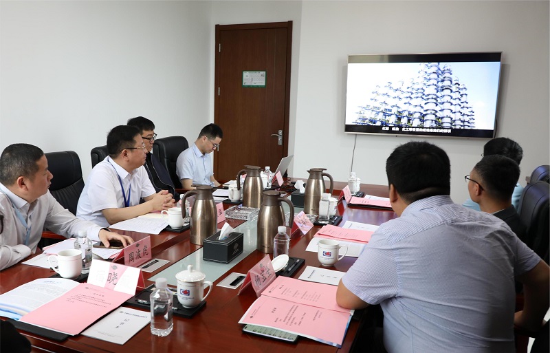 周耀华会见湖南新华水利电力公司、华能（茂名）新能源公司领导