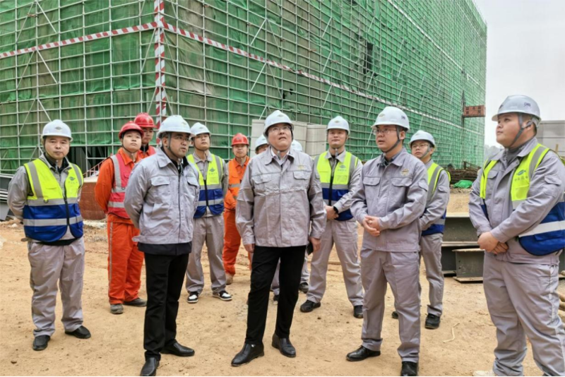 赵亮到市政公司岳阳县片区项目开展安全生产督导检查
