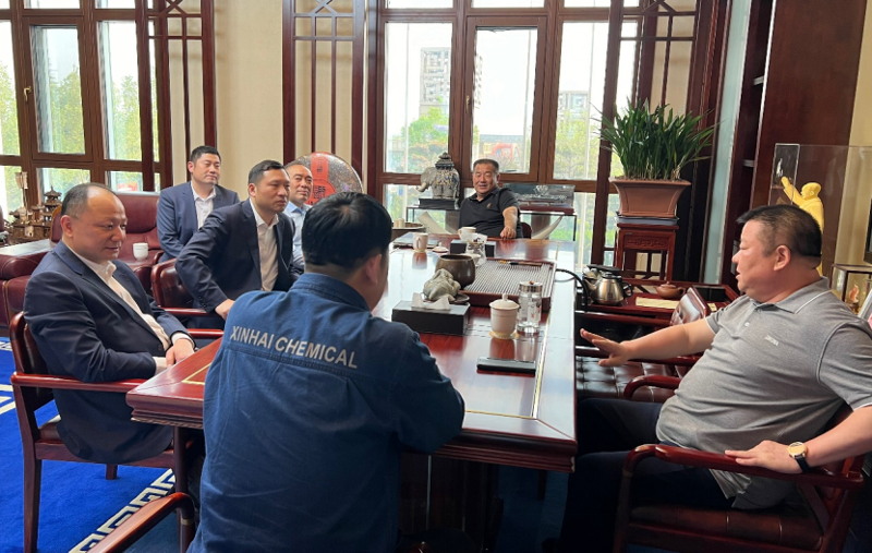 周鸿拜访河北鑫海控股集团有限公司董事长詹国海