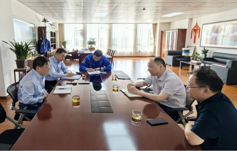 周鸿拜访山东裕龙石化董事长程仁策