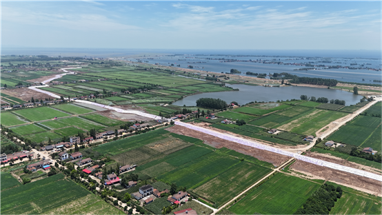 “中国速度”抢建堤坝  “化建湘军”挺膺担当  ——公司抢建岳阳市华容县团洲垸险情第三道防线纪实