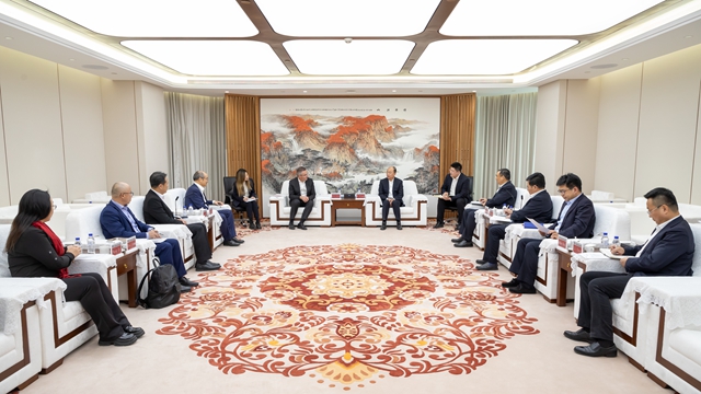 莫鼎革会见霍尼韦尔智能工业科技集团总裁兼首席执行官路成