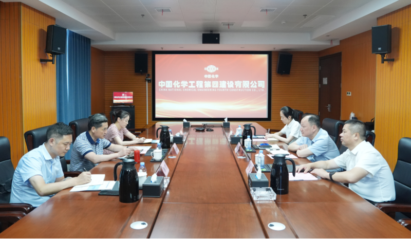 赵岳平到中国化学四化建走访全国人大代表周鸿