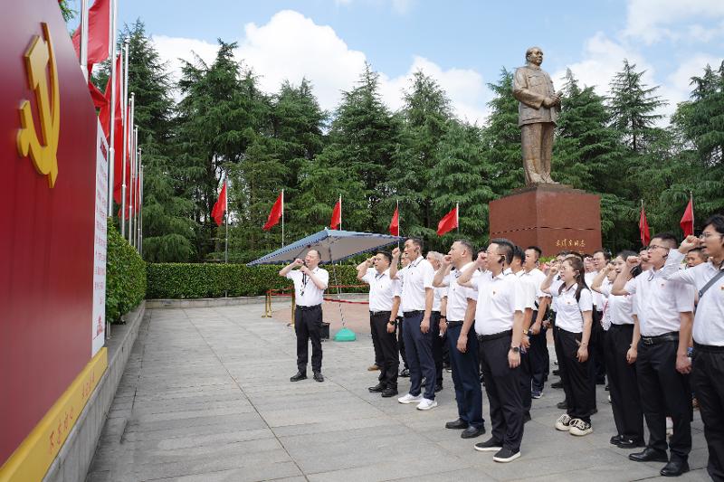 党旗领航 争当先锋⑫ | 追寻伟人足迹 树立正确政绩观——四化建机关党总支赴韶山开展主题党日活动