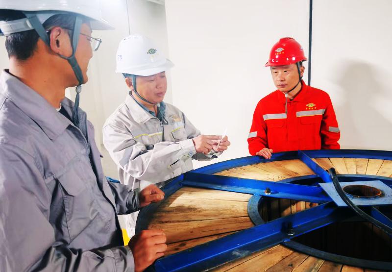 榜样如灯 追光前行⑮ | 四化建2025年度劳动模范风采展（二）——向奋斗者致敬